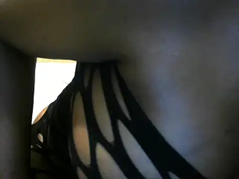 Snapshot of Sweetblcklips chatting on October 31, 5:58 pm Sweetblcklips online show from October 31, 5:58 pm