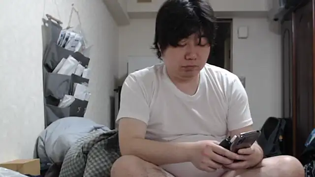 raterate555 online show from April 4, 2:21 am