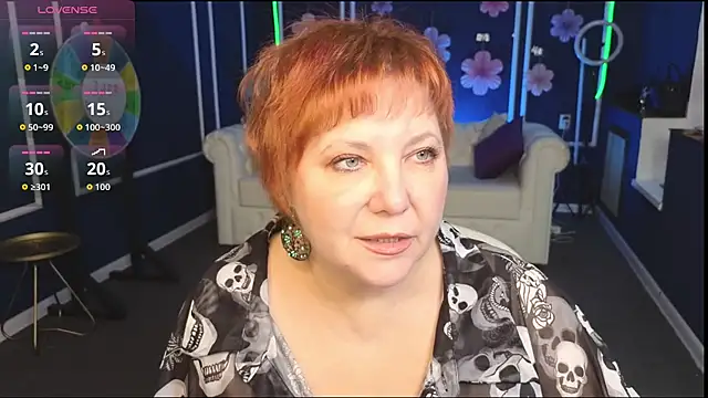 Kira Kenett online show from October 9, 7:50 am