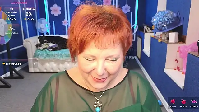 Kira Kenett online show from December 1, 7:24 am