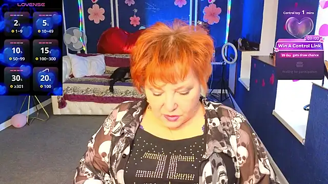 Kira Kenett online show from March 9, 1:04 pm