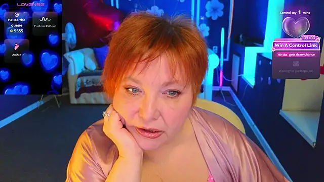 Kira Kenett online show from March 16, 8:35 pm