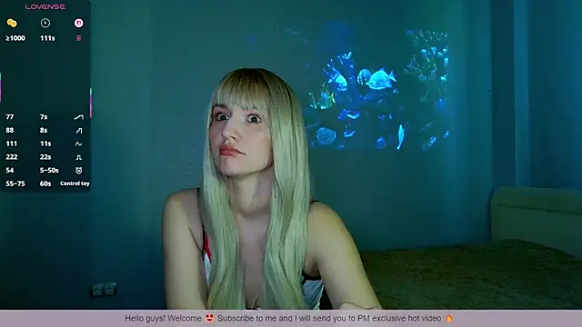 Snapshot of LunaXLoverx chatting on September 12, 2:28 pm LunaXLoverx online show from September 12, 2:28 pm