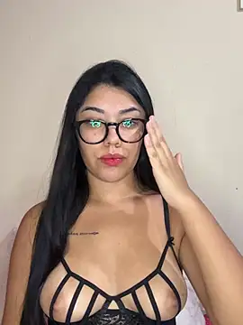 Alexa69xx online show from April 20, 8:43 pm