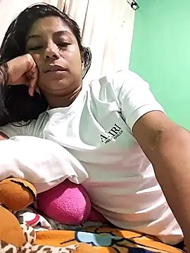 Snapshot of AnggelicaSwan21 chatting on November 10, 12:20 am AnggelicaSwan21 online show from November 10, 12:20 am