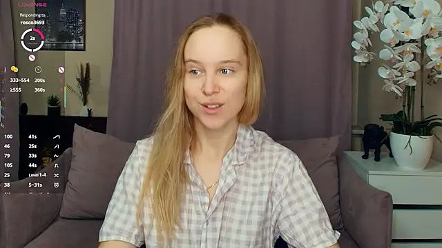 SoonMoor online show from February 12, 6:58 pm