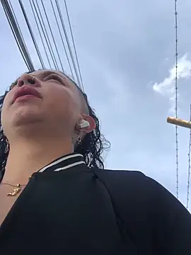 Snapshot of Paris_11 chatting on September 16, 1:12 pm Paris 11 online show from September 16, 1:12 pm