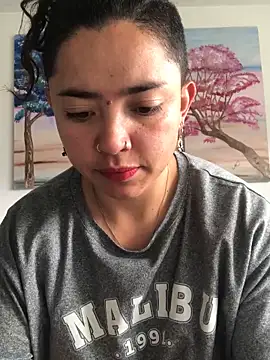 Snapshot of Paris_11 chatting on September 25, 1:04 pm Paris 11 online show from September 25, 1:04 pm