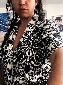 Snapshot of Paris_11 chatting on October 22, 12:16 pm Paris 11 online show from October 22, 12:16 pm