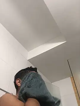 Snapshot of Paris_11 chatting on October 23, 1:43 pm Paris 11 online show from October 23, 1:43 pm