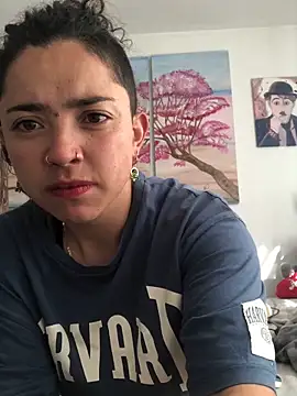 Snapshot of Paris_11 chatting on November 13, 12:48 pm Paris 11 online show from November 13, 12:48 pm