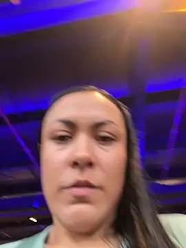 Snapshot of TiffanyyLam chatting on September 22, 6:43 pm TiffanyyLam online show from September 22, 6:43 pm