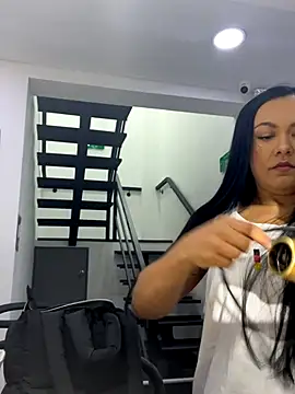 Snapshot of TiffanyyLam chatting on September 26, 11:03 am TiffanyyLam online show from September 26, 11:03 am