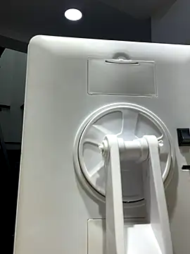 Snapshot of TiffanyyLam chatting on October 11, 11:31 am TiffanyyLam online show from October 11, 11:31 am