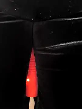 sexy7883 online show from March 17, 7:24 am