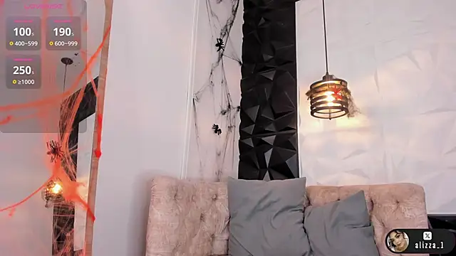 alizza  online show from October 16, 11:55 am