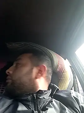 angelitocalientico online show from October 27, 12:09 pm