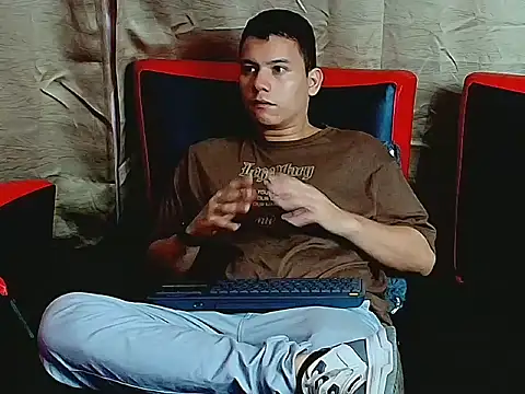 Jstivenlc  online show from January 11, 10:53 am