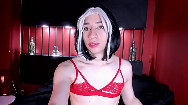 Snapshot of Charlottee_slave chatting on September 16, 2:23 am Charlottee slave online show from September 16, 2:23 am