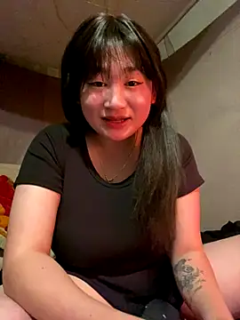 Snapshot of ha-cute chatting on December 16, 6:18 am ha-cute online show from December 16, 6:18 am