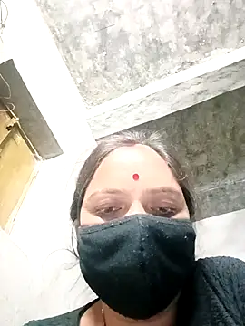 suhani sharmj online show from February 2, 8:40 pm