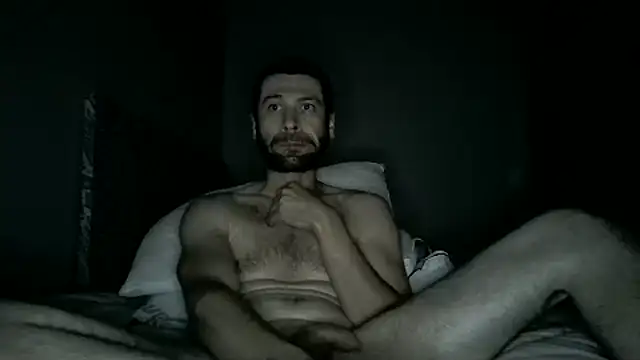 Snapshot of jerm16904 chatting on October 10, 11:42 am jerm16904 online show from October 10, 11:42 am