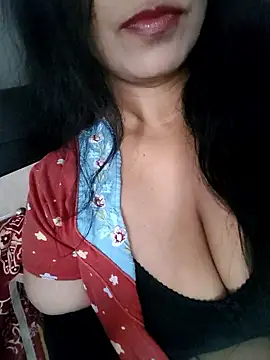 Deepa Sharma143 online show from November 13, 1:59 am