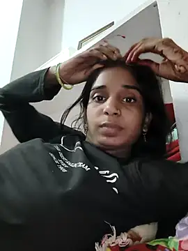 Snapshot of Hot-Soniya2 chatting on October 28, 3:43 am Hot-Soniya2 online show from October 28, 3:43 am