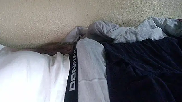 Snapshot of ohyesd4ddy chatting on February 28, 7:53 am ohyesd4ddy online show from February 28, 7:53 am