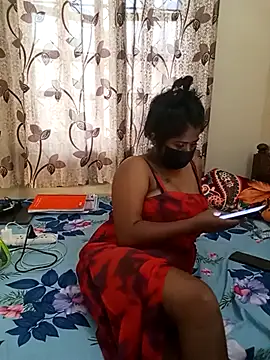 Snapshot of HAANNIAA chatting on November 22, 11:42 am HAANNIAA online show from November 22, 11:42 am