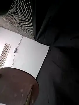 Snapshot of Xxq-20 chatting on October 19, 8:04 am Xxq-20 online show from October 19, 8:04 am