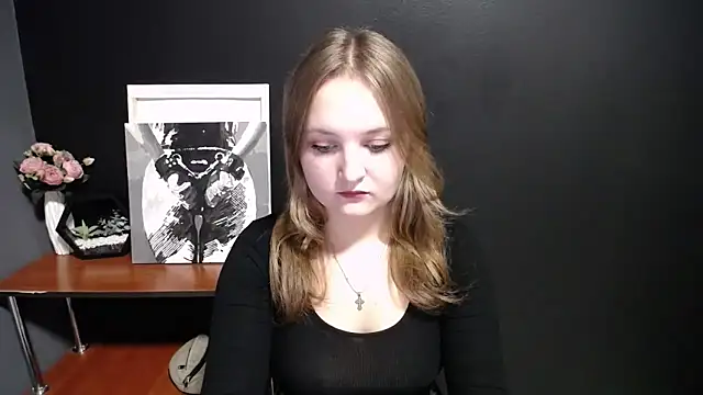 Snapshot of Mystic_nikole chatting on September 25, 12:20 pm Mystic nikole online show from September 25, 12:20 pm