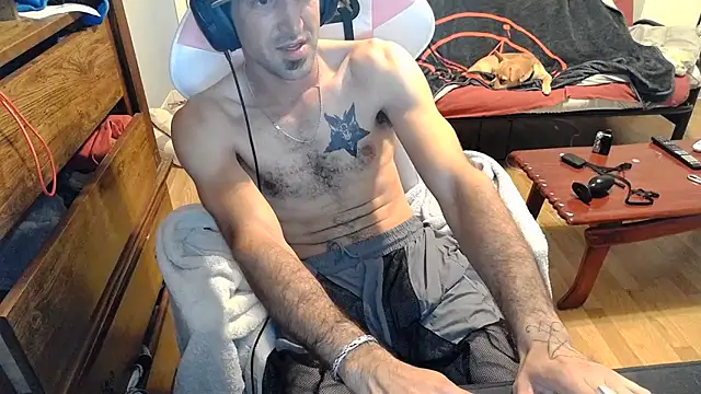 Snapshot of Ardokks chatting on October 4, 1:14 am Ardokks online show from October 4, 1:14 am