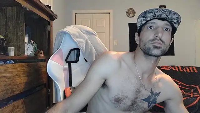 Snapshot of Ardokks chatting on October 30, 2:57 am Ardokks online show from October 30, 2:57 am