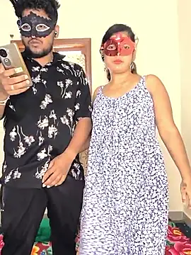 Family02 online show from September 15, 9:20 am