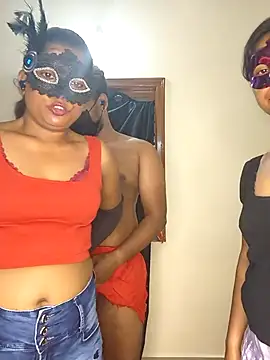 Family02 online show from October 4, 4:38 pm