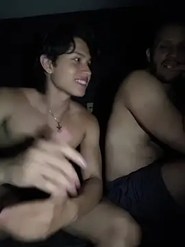 Snapshot of TeddyBear_07 chatting on November 12, 2:23 am TeddyBear 07 online show from November 12, 2:23 am