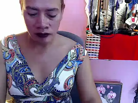 Snapshot of Gddss_Cummer chatting on November 15, 3:48 am Gddss Cummer online show from November 15, 3:48 am