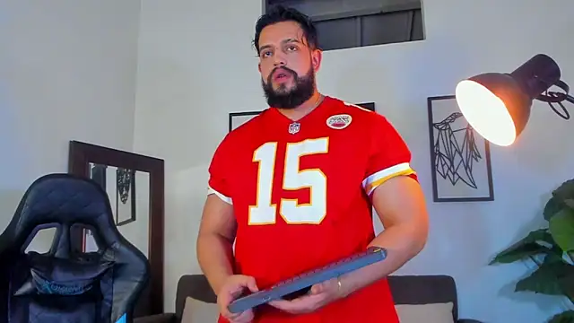 Justin kingX7 online show from June 2, 5:31 am