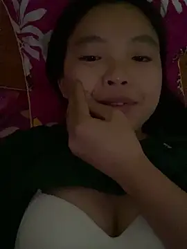 Snapshot of viluna chatting on December 16, 5:45 am viluna online show from December 16, 5:45 am