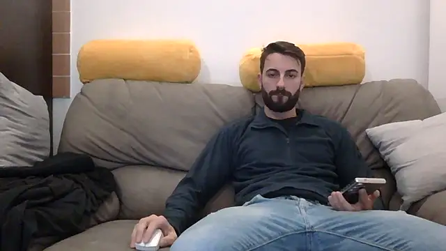 Amicisegreti online show from March 7, 9:23 pm