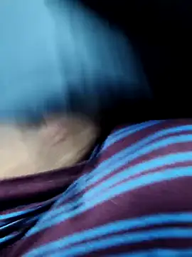 Snapshot of Aaia93 chatting on October 3, 7:38 am Aaia93 online show from October 3, 7:38 am