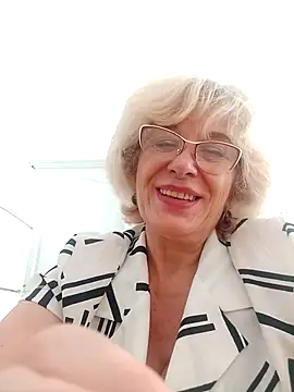 52MiaLove02 online show from September 12, 7:41 am