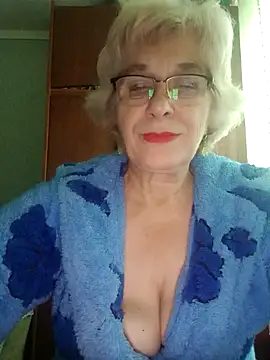 52MiaLove02 online show from October 19, 6:25 am