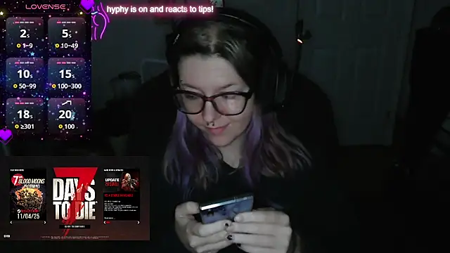 x3raven online show from October 26, 3:40 pm