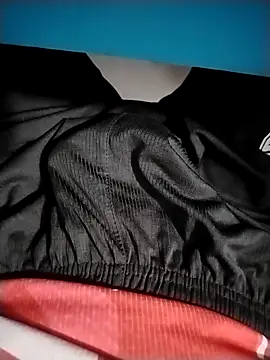 Snapshot of Thanhk77777 chatting on November 9, 8:34 am Thanhk77777 online show from November 9, 8:34 am