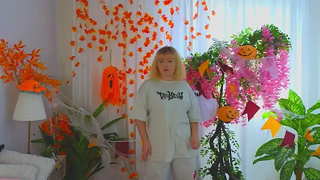 DianaJacobs online show from November 8, 11:32 am