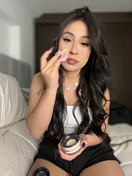 Snapshot of abbyhdk chatting on November 26, 4:57 am abbyhdk online show from November 26, 4:57 am