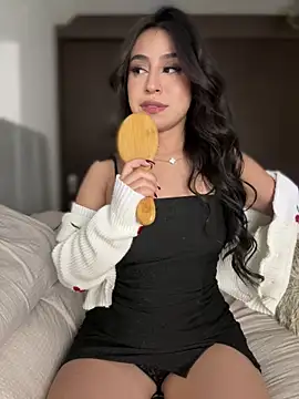 Snapshot of abbyhdk chatting on November 30, 2:04 am abbyhdk online show from November 30, 2:04 am