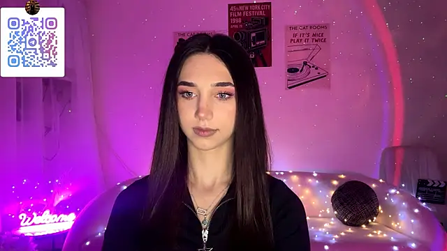 LinaMour online show from April 8, 10:32 pm